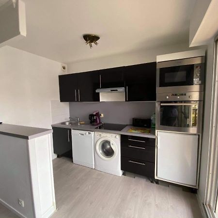 Cabourg Centre, Appartement Pour 4 Personnes A 100M De La Mer Exterior photo